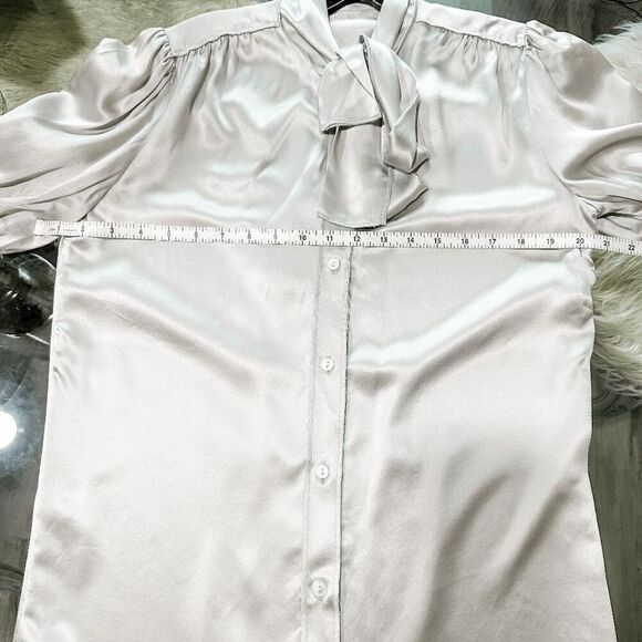 Dolce and Gabbana Ice Grey Silk Short Puff Sleeve Button Down Blouse Womens Size - Picture 10 of 10